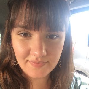 Meet your Posher, Pamela